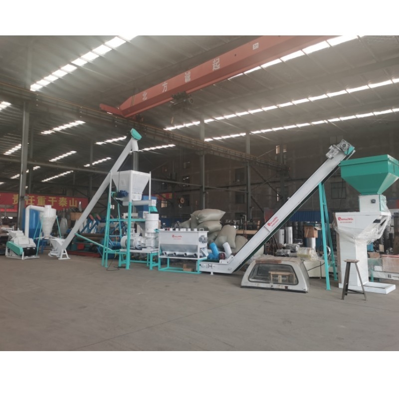 Alta linea di produzione di ritorno della pallina della biomassa pallina della segatura di 800kg/H che fa mulino