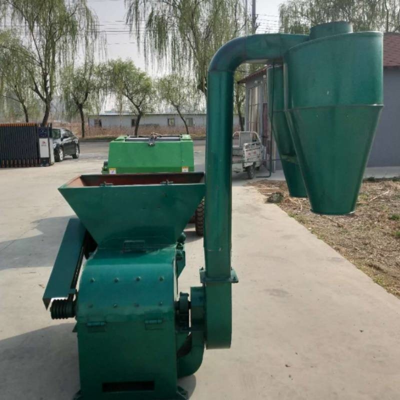 0.9-2t/H Output Grinder Crusher Machine 22kw Colorato su misura Triturazione del legno