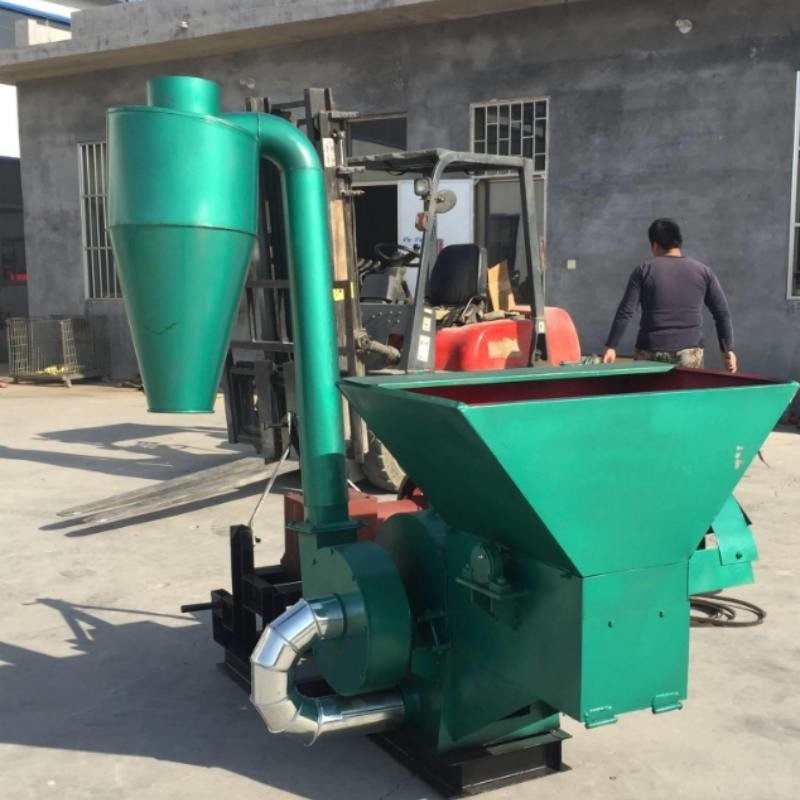 0.9-2t/H Output Grinder Crusher Machine 22kw Colorato su misura Triturazione del legno