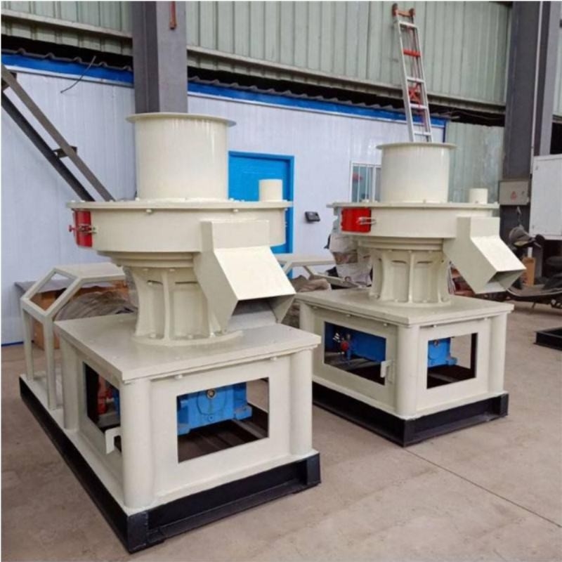 Efficienza Macchina di briquettatura a biomassa per legno di paglia Briquette di segatura da 200-500 kg/h Capacità e 18,5kw