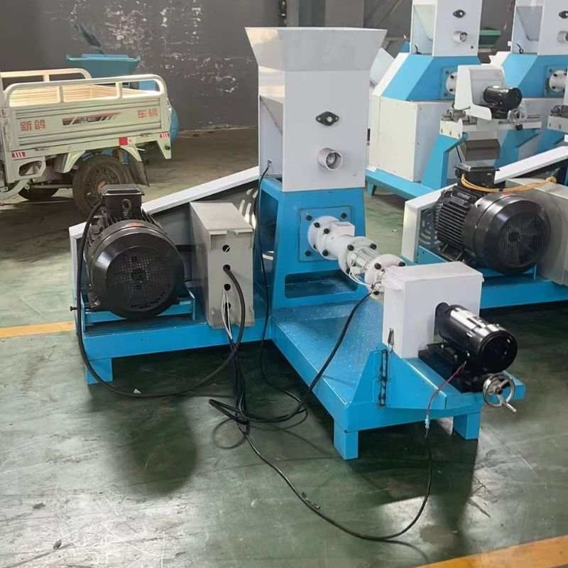 Macchina per l'alimentazione dei pesci di tipo secco a vite singola con alimentazione automatica