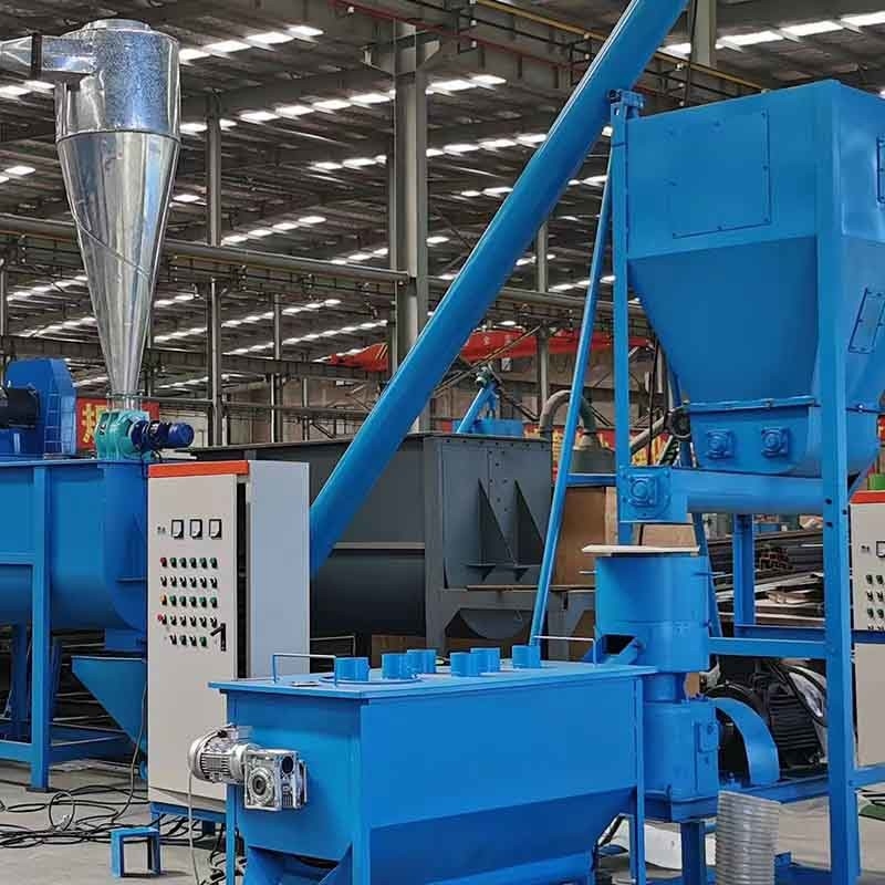 Fabbricazione di pellet per polli, suini e bovini