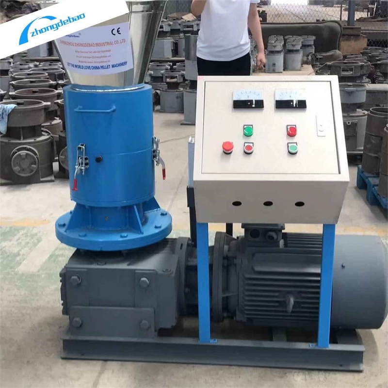 Scalatore di pellet di legno a rotoli 400-600 KG/h per pellet di polvere di segatura da biomassa