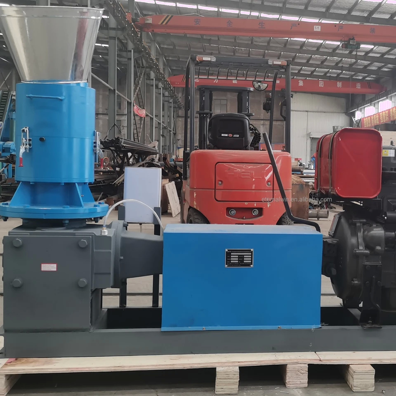 Capacità Produttore di pellet 80-600kg/h Acciaio al carbonio sicuro Lega 220V/380V 7.5-37KW