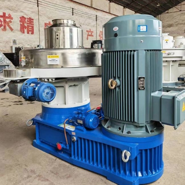 Macchine a pellet di biomassa ad alto tasso di utilizzo Macchine a pellet di legno di grande capacità per combustione