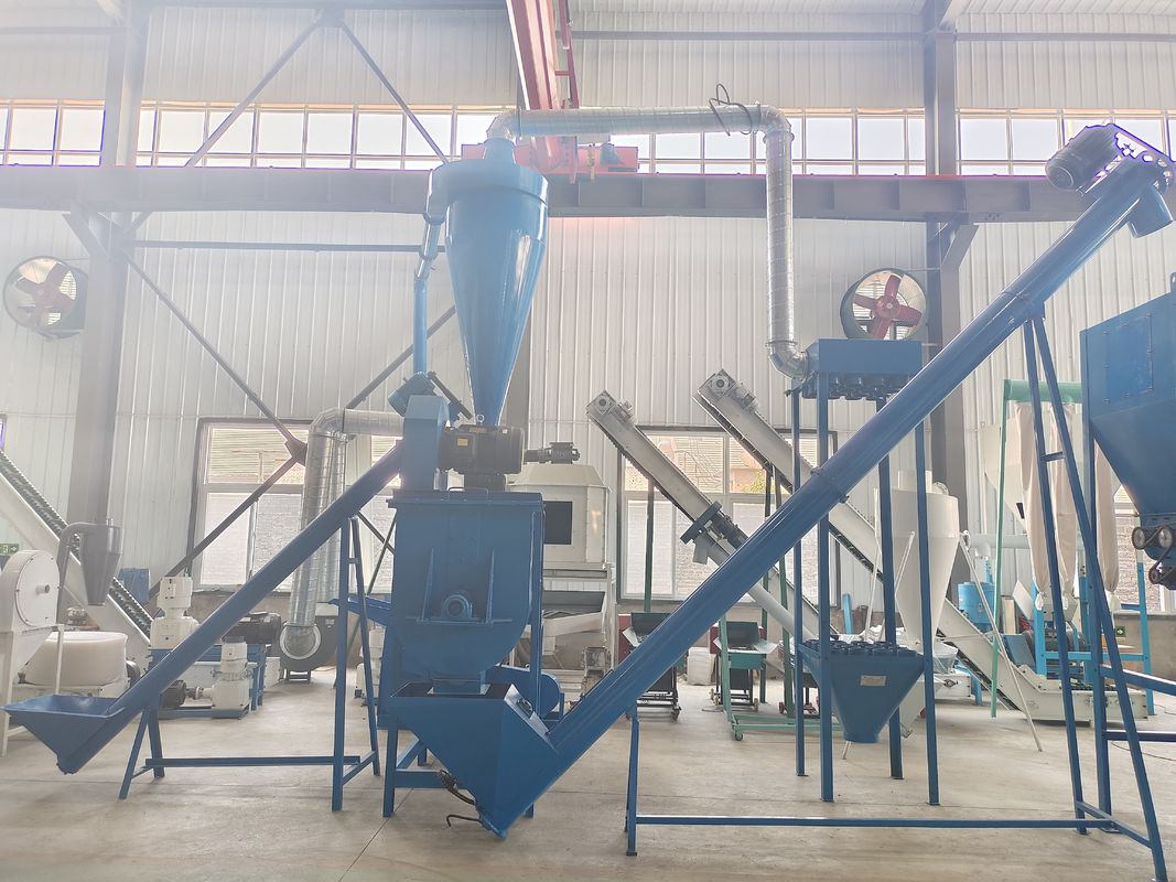 Linea di pelletizzazione personalizzabile per mangimi per animali con installazione guidata da ingegnere e alimentazione elettrica a 380V/50Hz/3fase