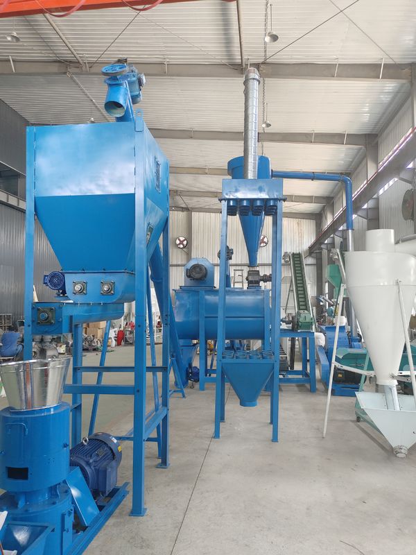 Linea di produzione di pellet per mangimi personalizzabile con installazione guidata da ingegnere e alimentazione elettrica a 380V/50Hz/3fase