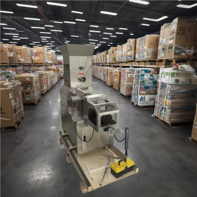 Macchine di estrussione automatiche in acciaio inossidabile Puff Corn Balls Snacks Diesel Energia elettrica utilizzata